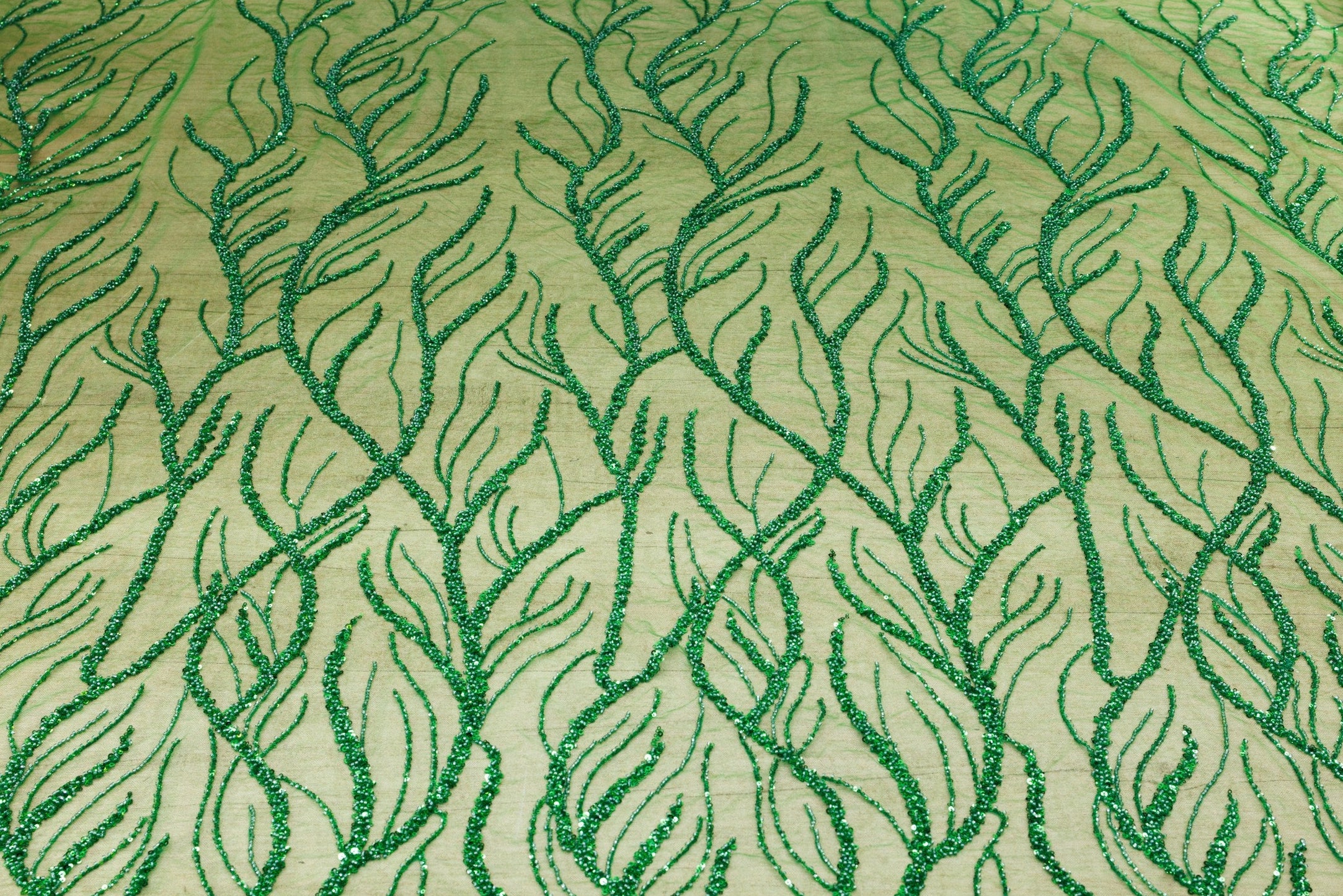 Broderie tip dantela cu perle/margele si paiete - Verde M9