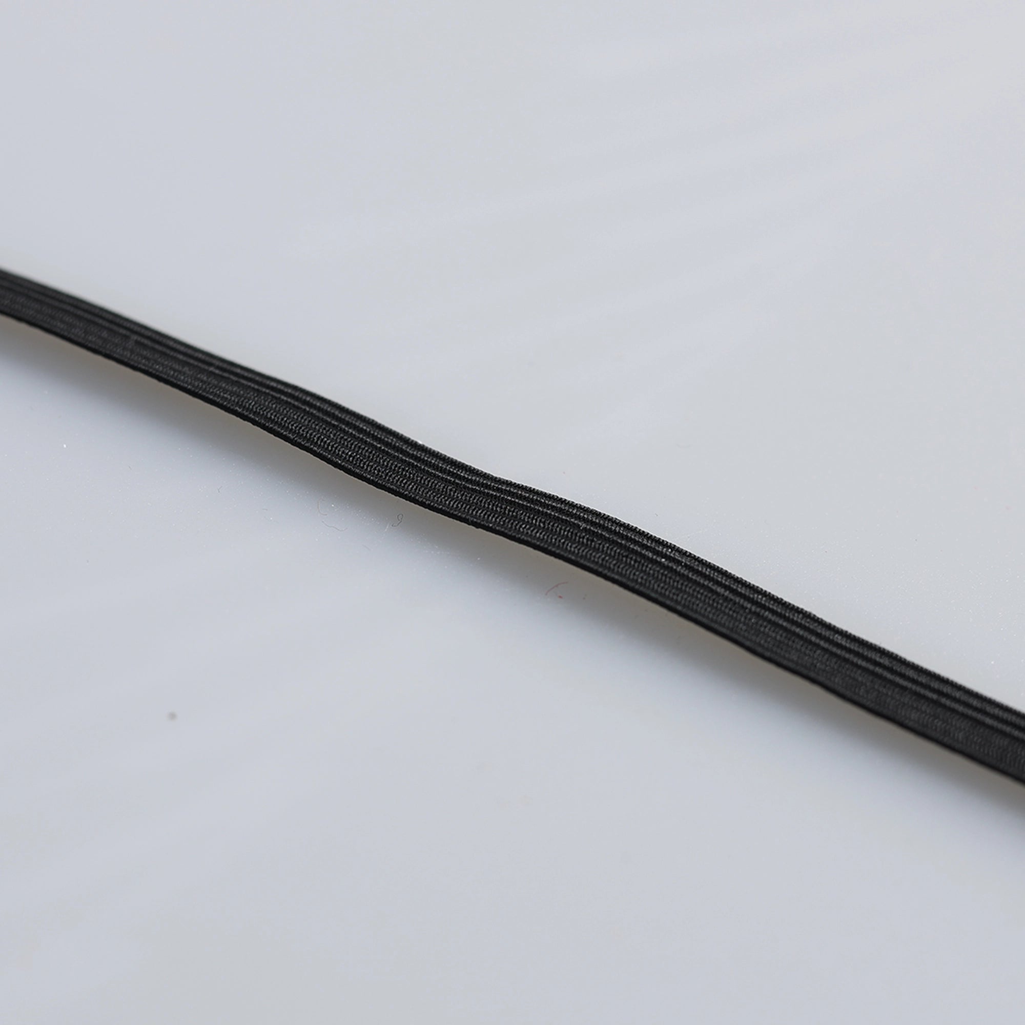 Elastic Industrial 8mm Rola 91m M215 - Ahura