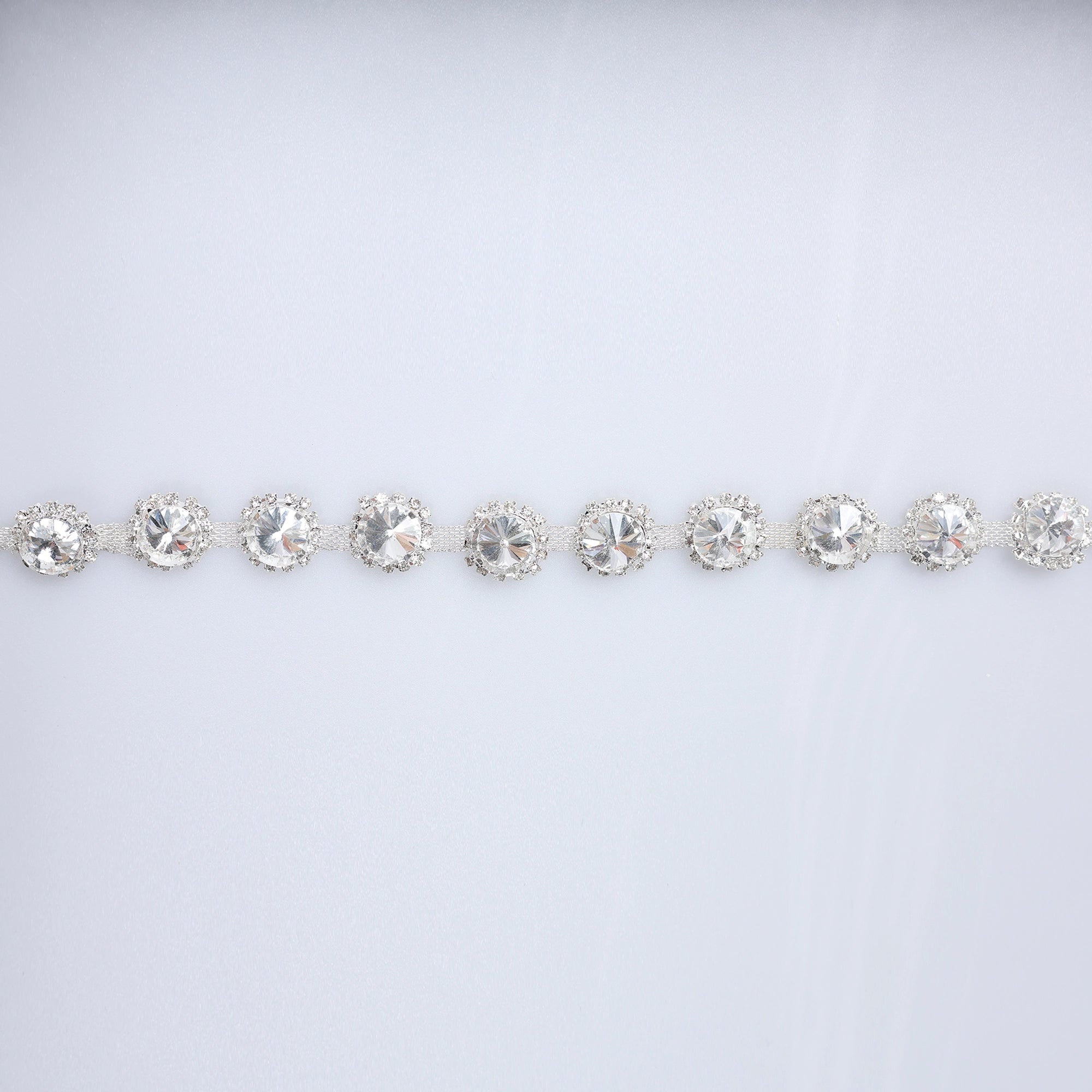 Banda cu strasuri M108 - Ahura