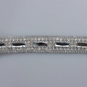 Aplicatii cu strasuri M527 - Ahura