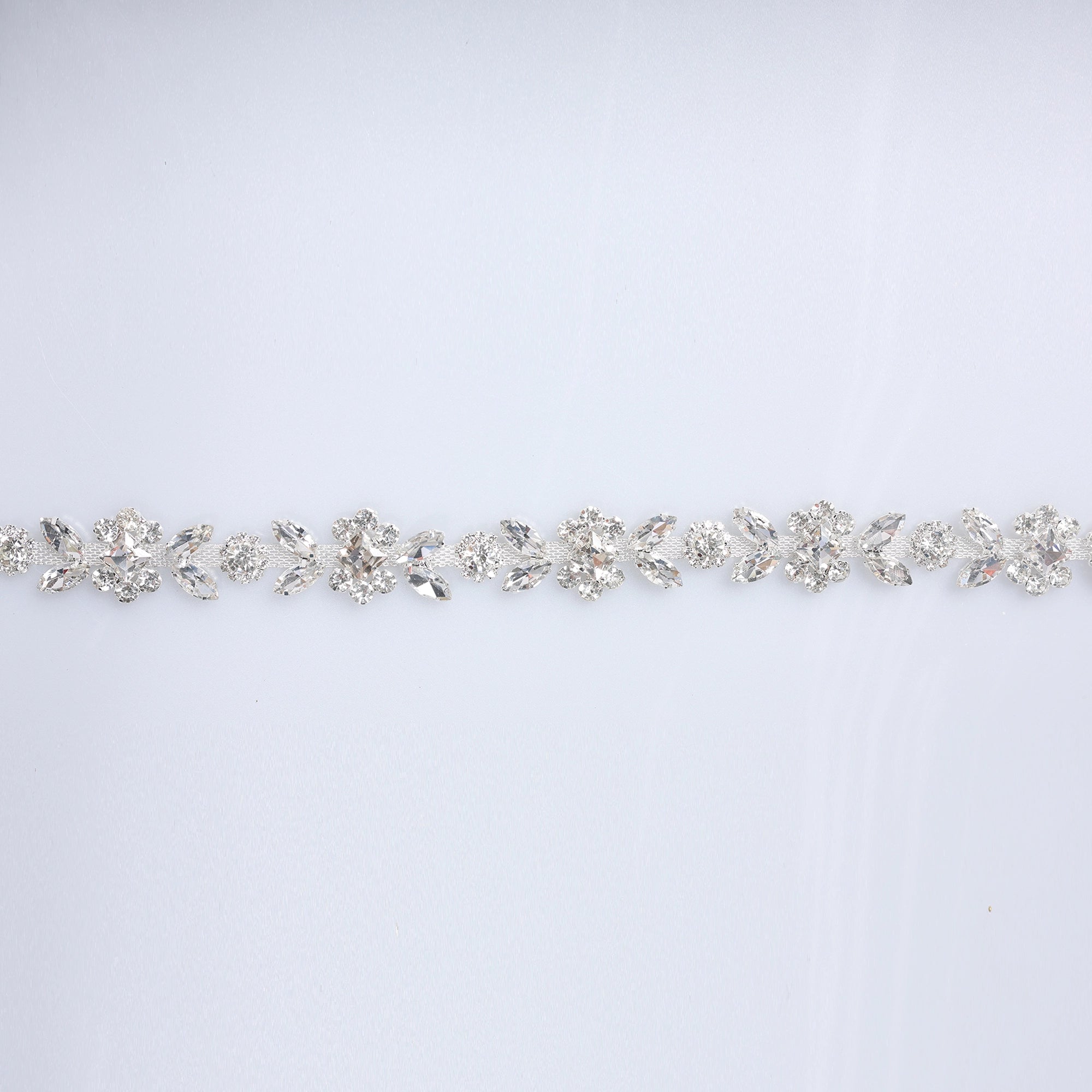 Banda cu strasuri M102 - Ahura