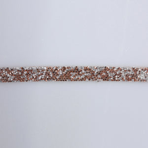 Aplicatii cu strasuri M381 - Ahura