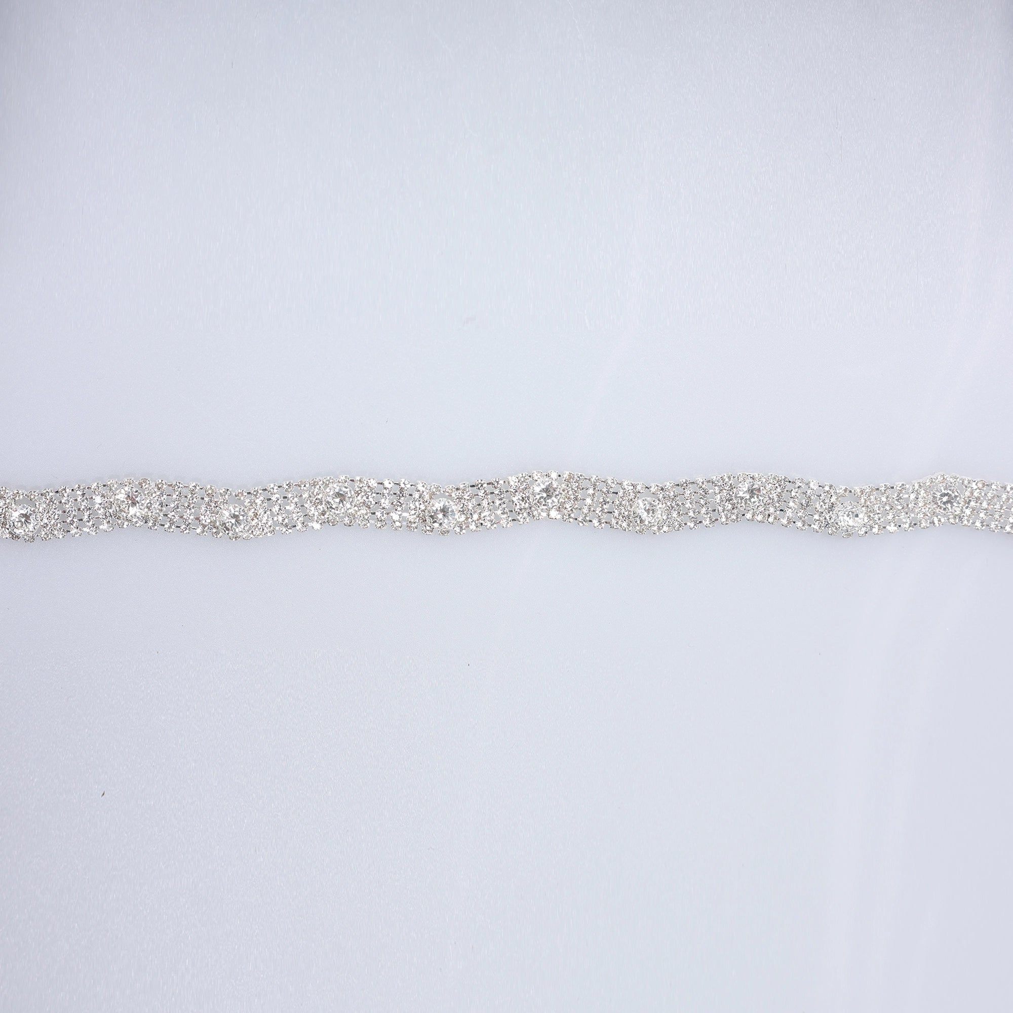 Banda cu strasuri M103 - Ahura