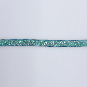 Aplicatii cu strasuri M383 - Ahura