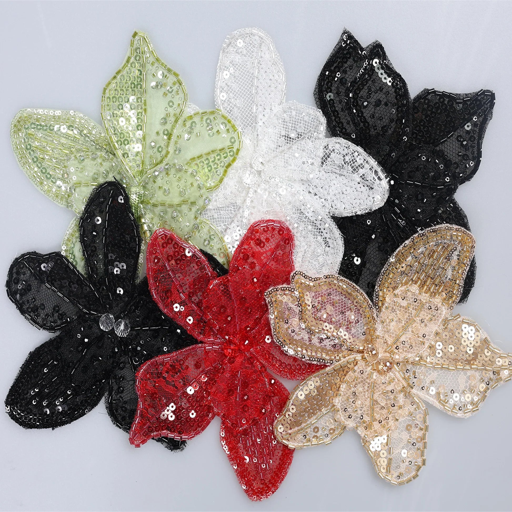 Aplicatii din material cu strasuri / crystale si paiete - Ahura