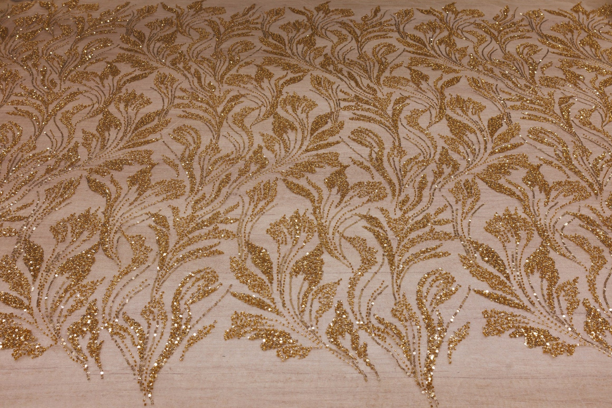 Broderie tip dantela cu perle/margele si paiete A42 - Auriu