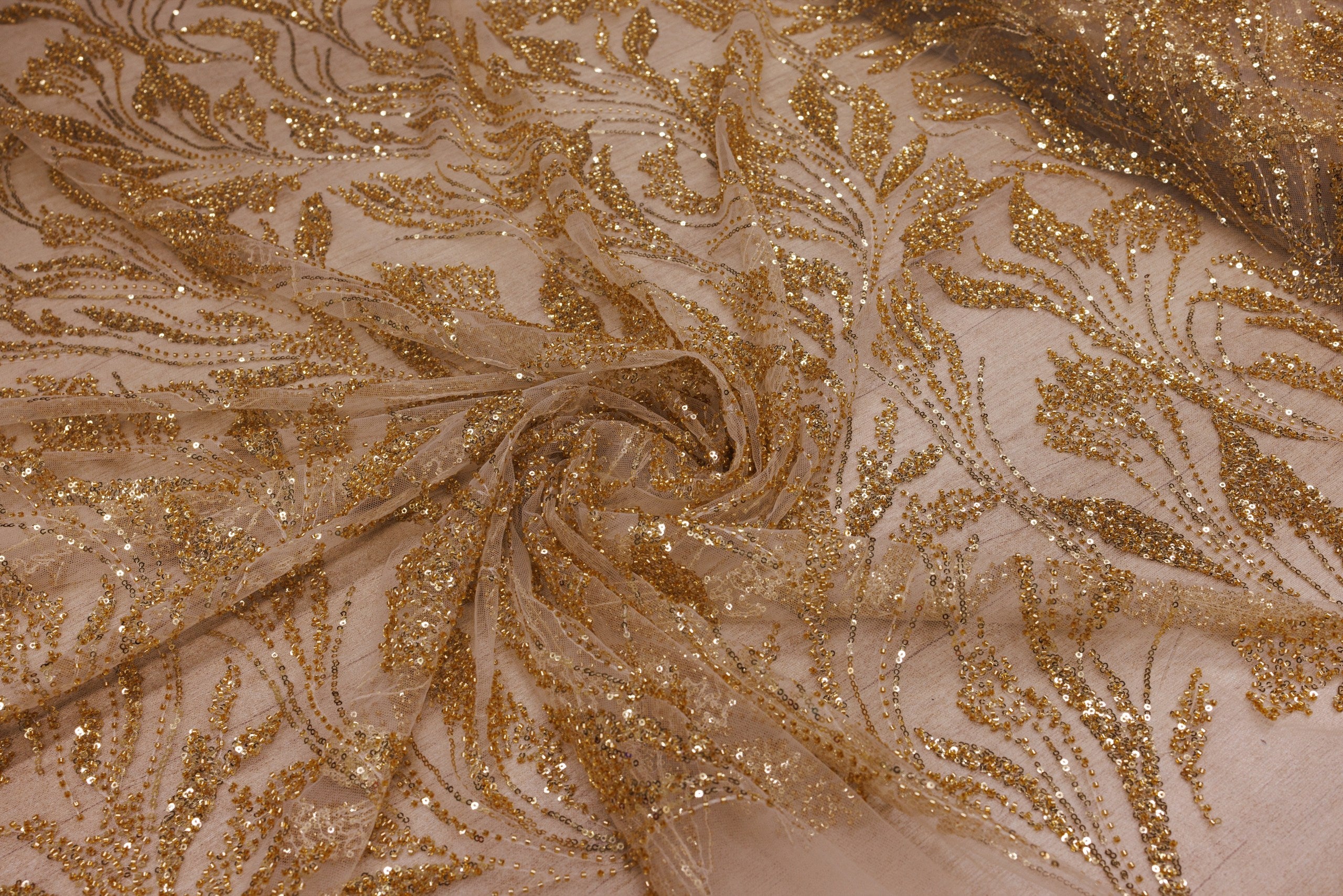 Broderie tip dantela cu perle/margele si paiete A42 - Auriu