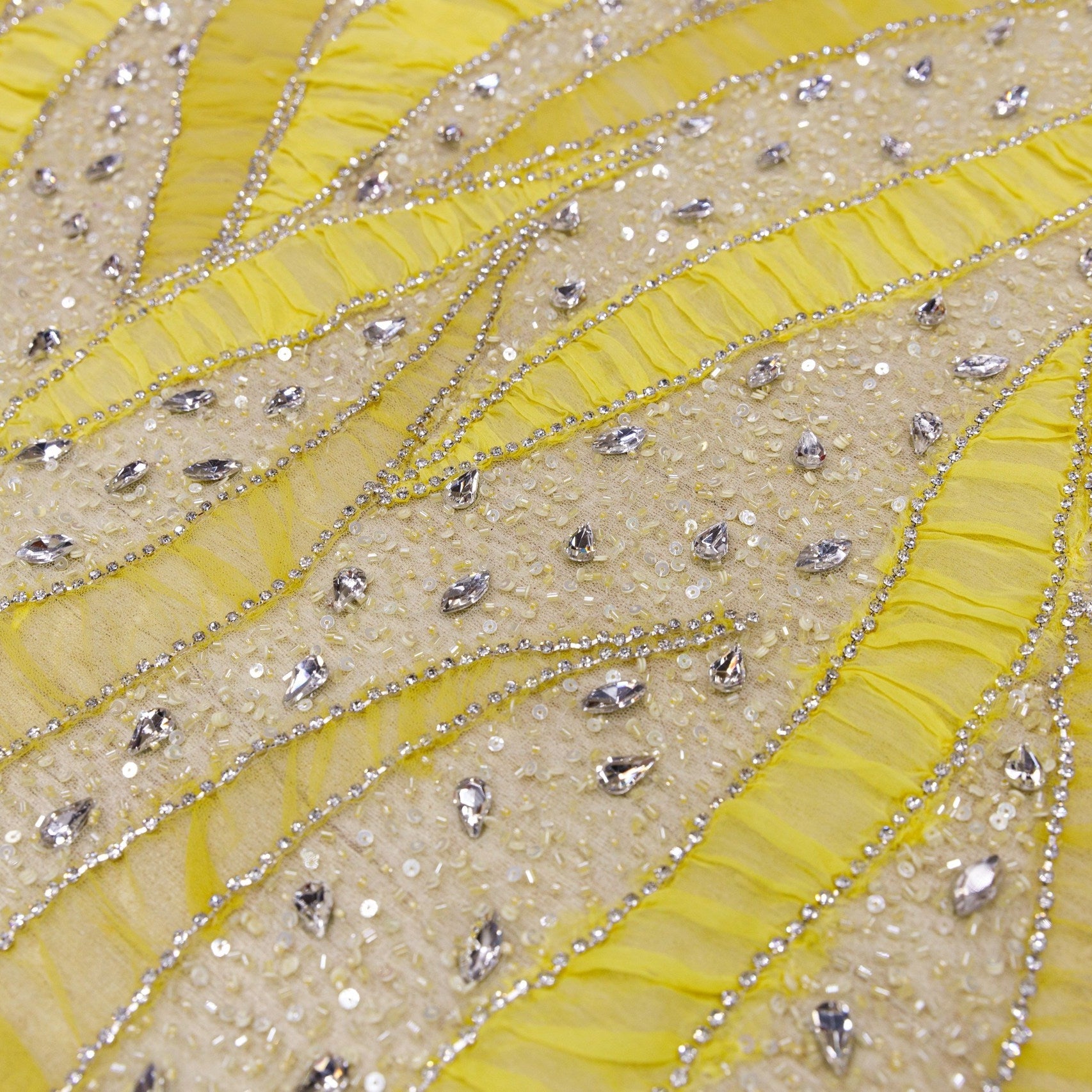 Broderie premium C19 Galben la metru