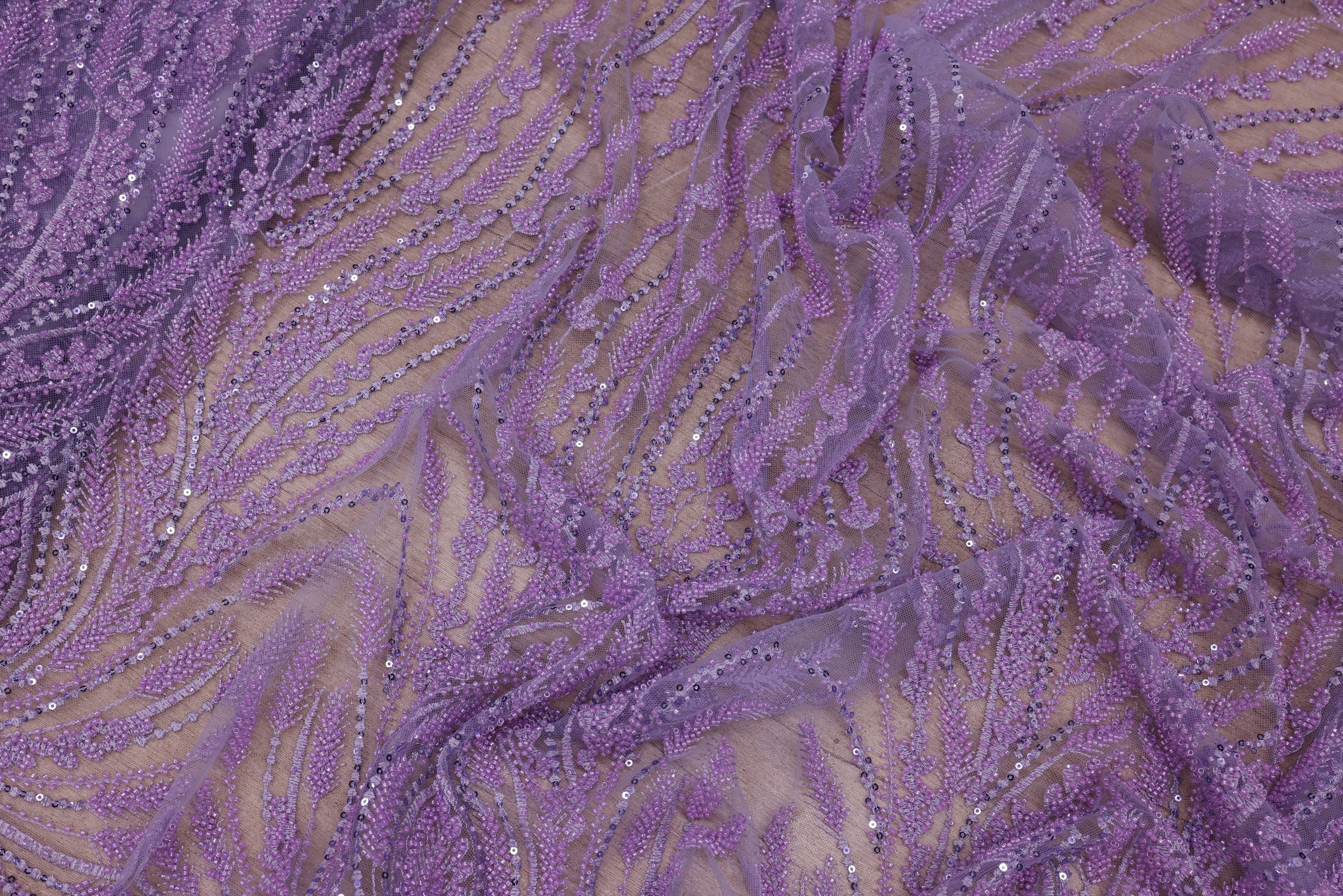 Broderie tip dantela cu perle/margele si paiete B73 - Mov Lila