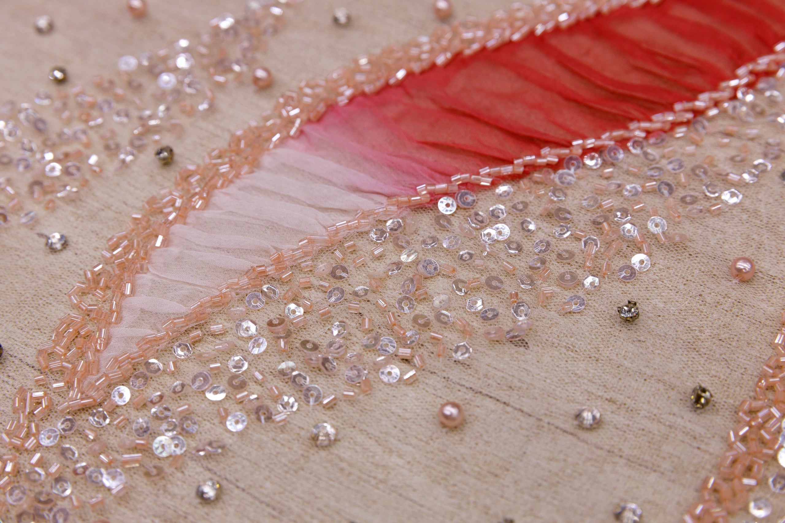 Broderie de lux tip dantela lucrata manual cu crystale D50 - Bej