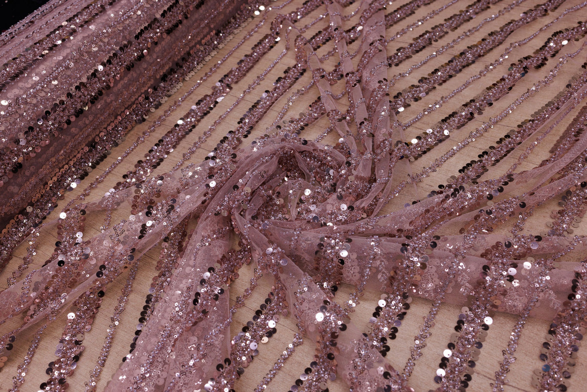 Broderie tip dantela cu perle/margele si paiete A18 - Roz