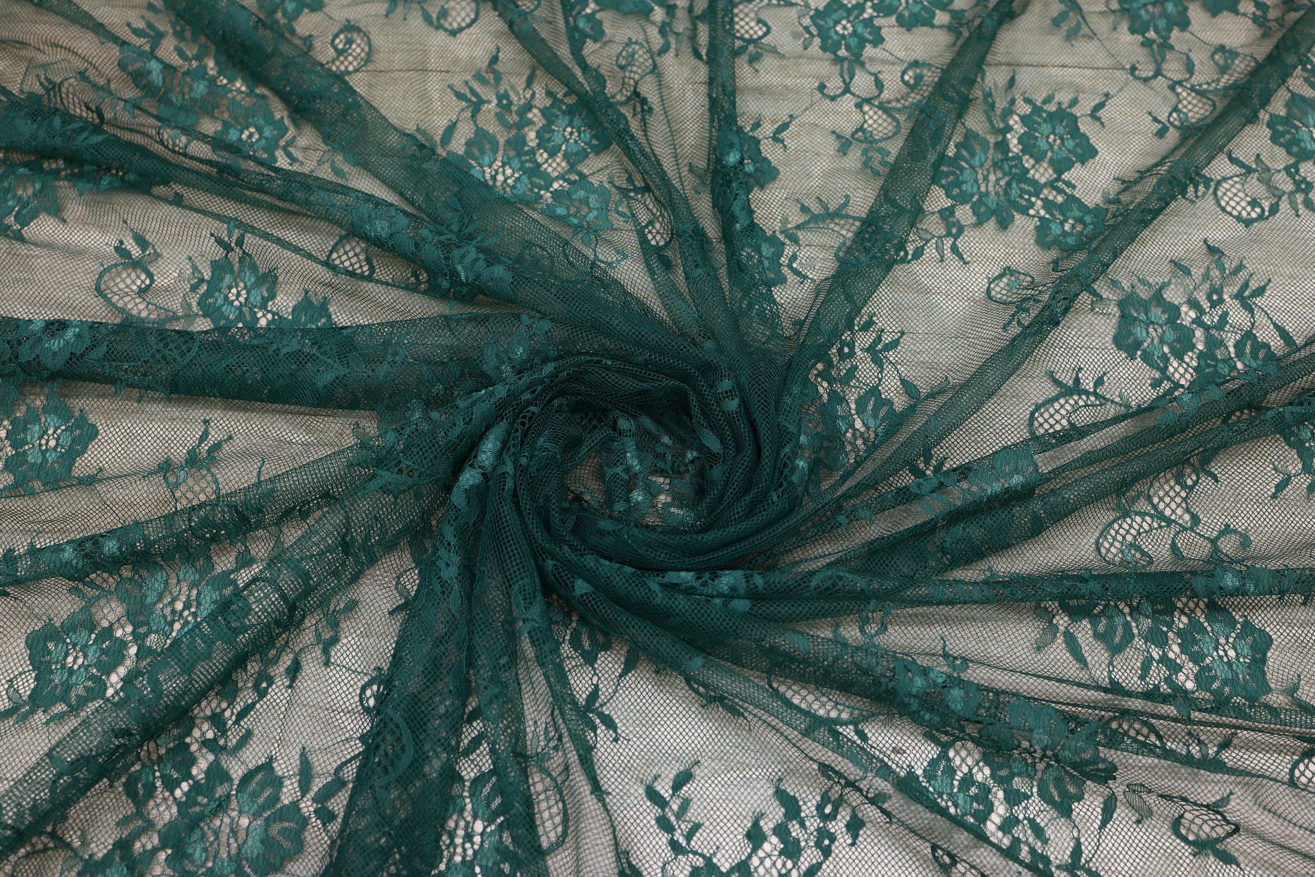 Dantela Chantilly Verde - 657-4