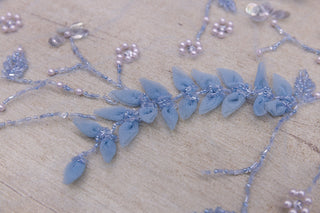 Broderie de lux tip dantela lucrata manual cu flori 3D D53 - Bleu