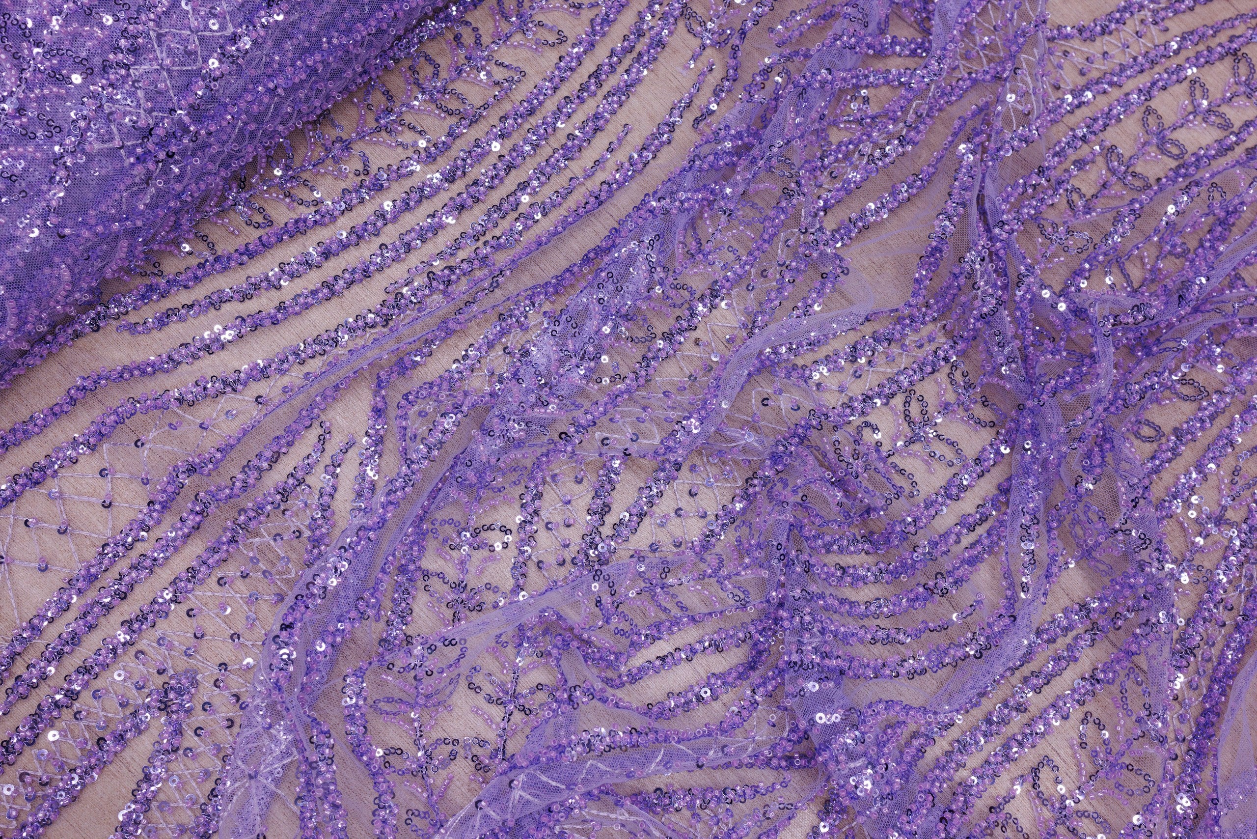 Broderie tip dantela cu perle/margele si paiete A36 - Mov Lila