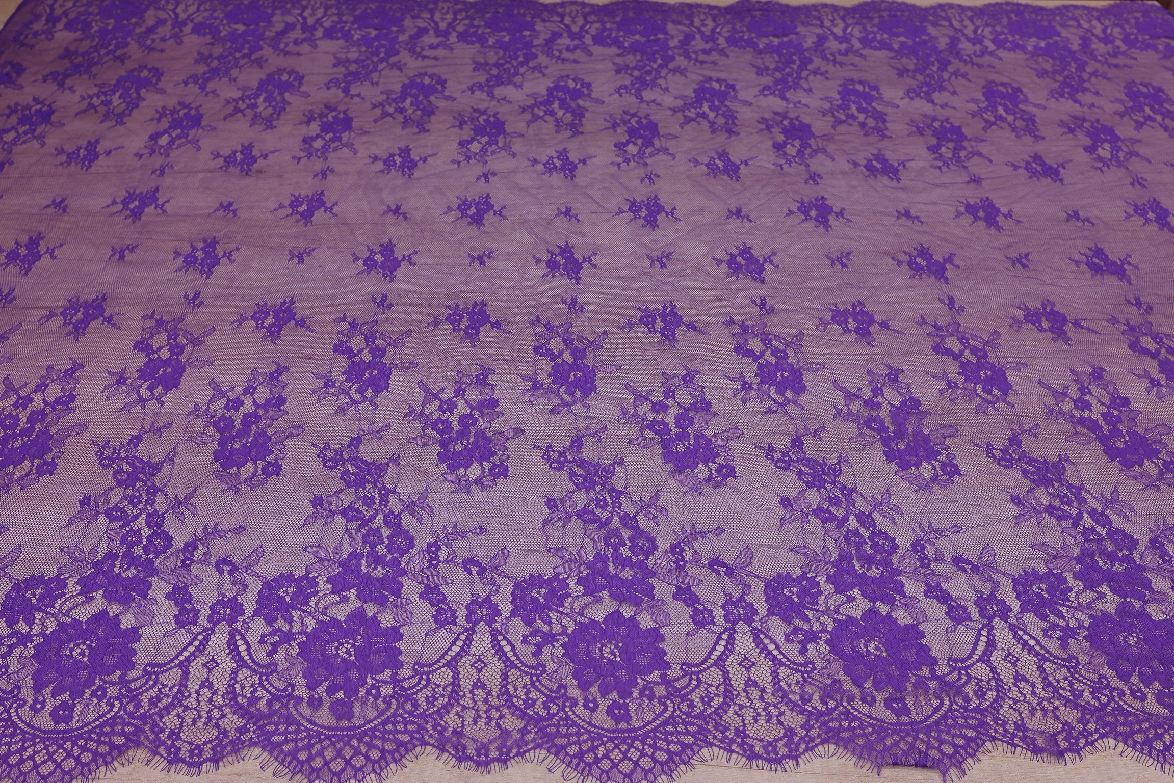 Dantela Chantilly Mov - 657-1
