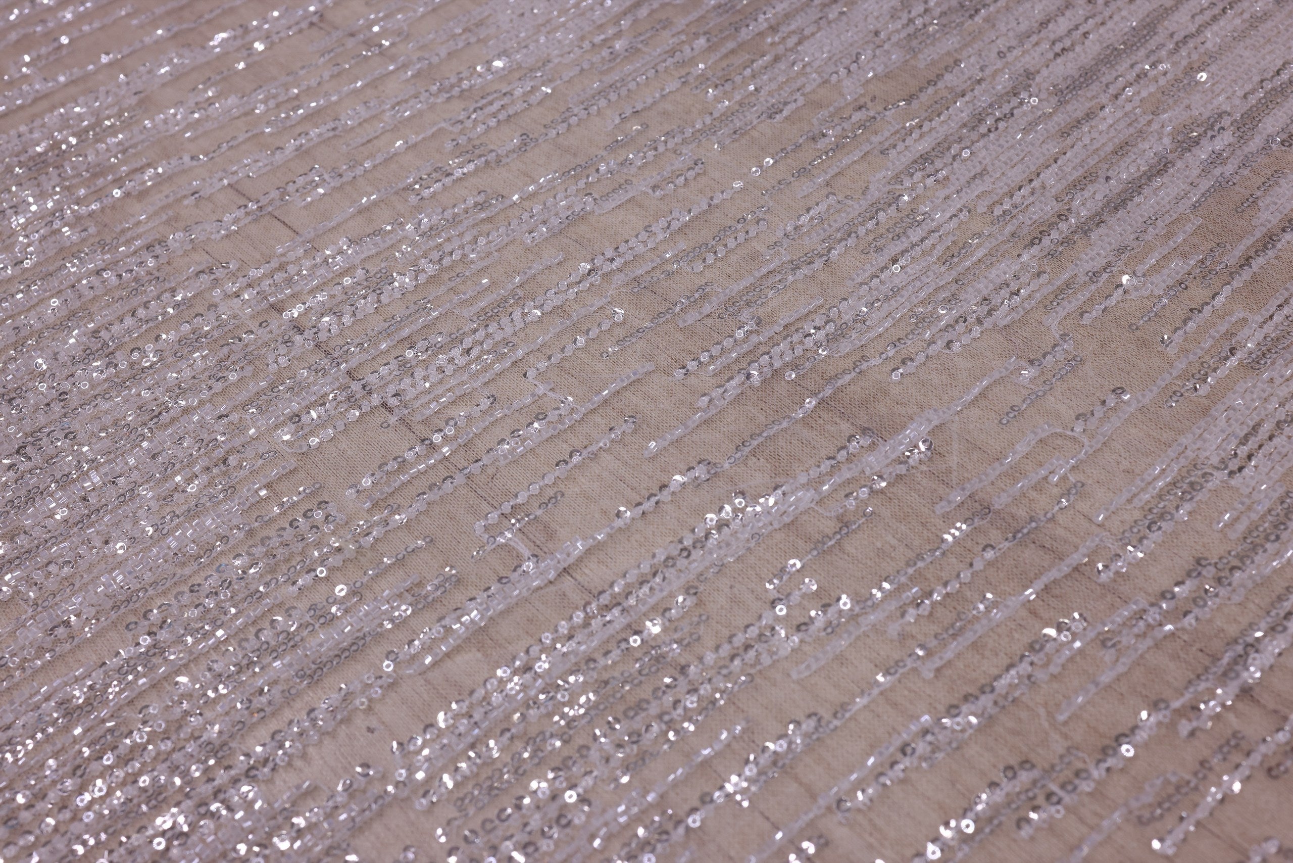 Broderie de lux tip dantela cu margele si paiete  C12 - Alb
