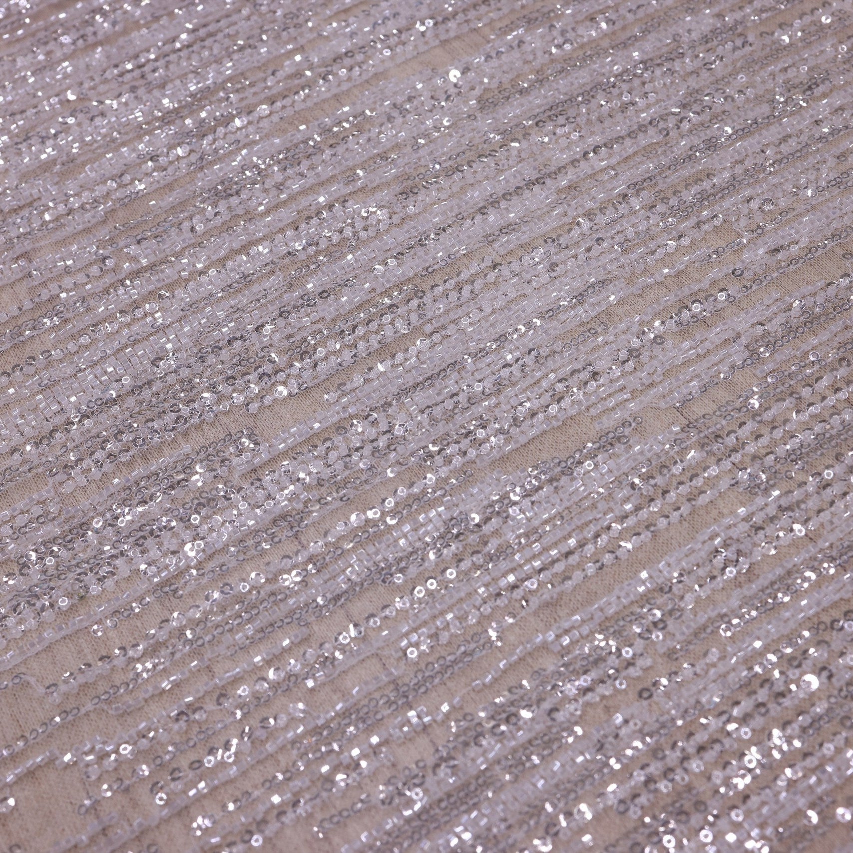 Broderie de lux tip dantela cu margele si paiete  C12 - Alb