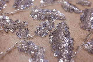 Broderie tip dantela cu perle/margele si paiete A50 - Argintiu