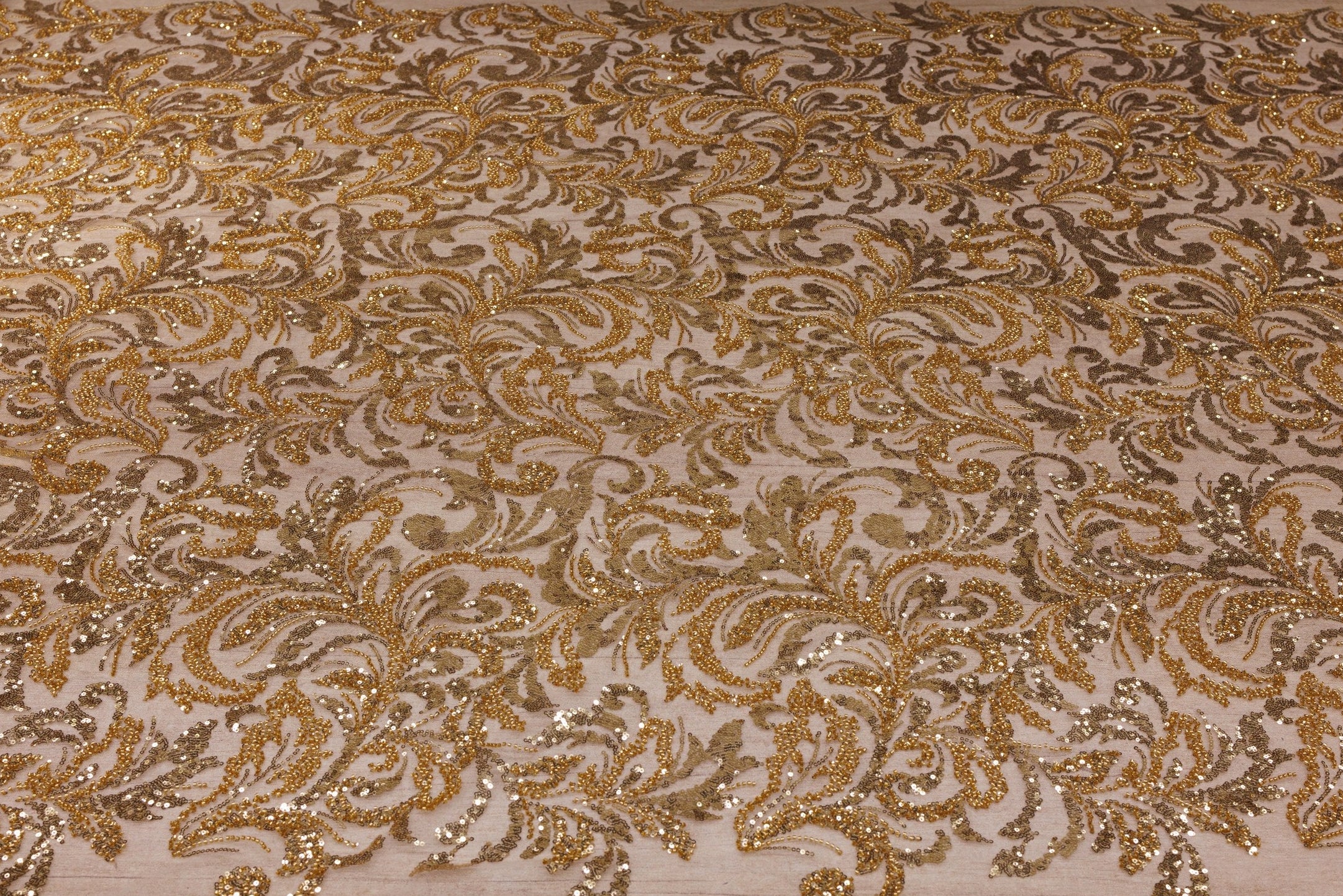 Broderie tip dantela cu perle/margele si paiete A20 - Auriu