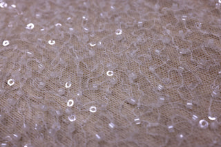 Broderie de lux tip dantela cu flori 3D si cristale cusute manual B94 - Alb.