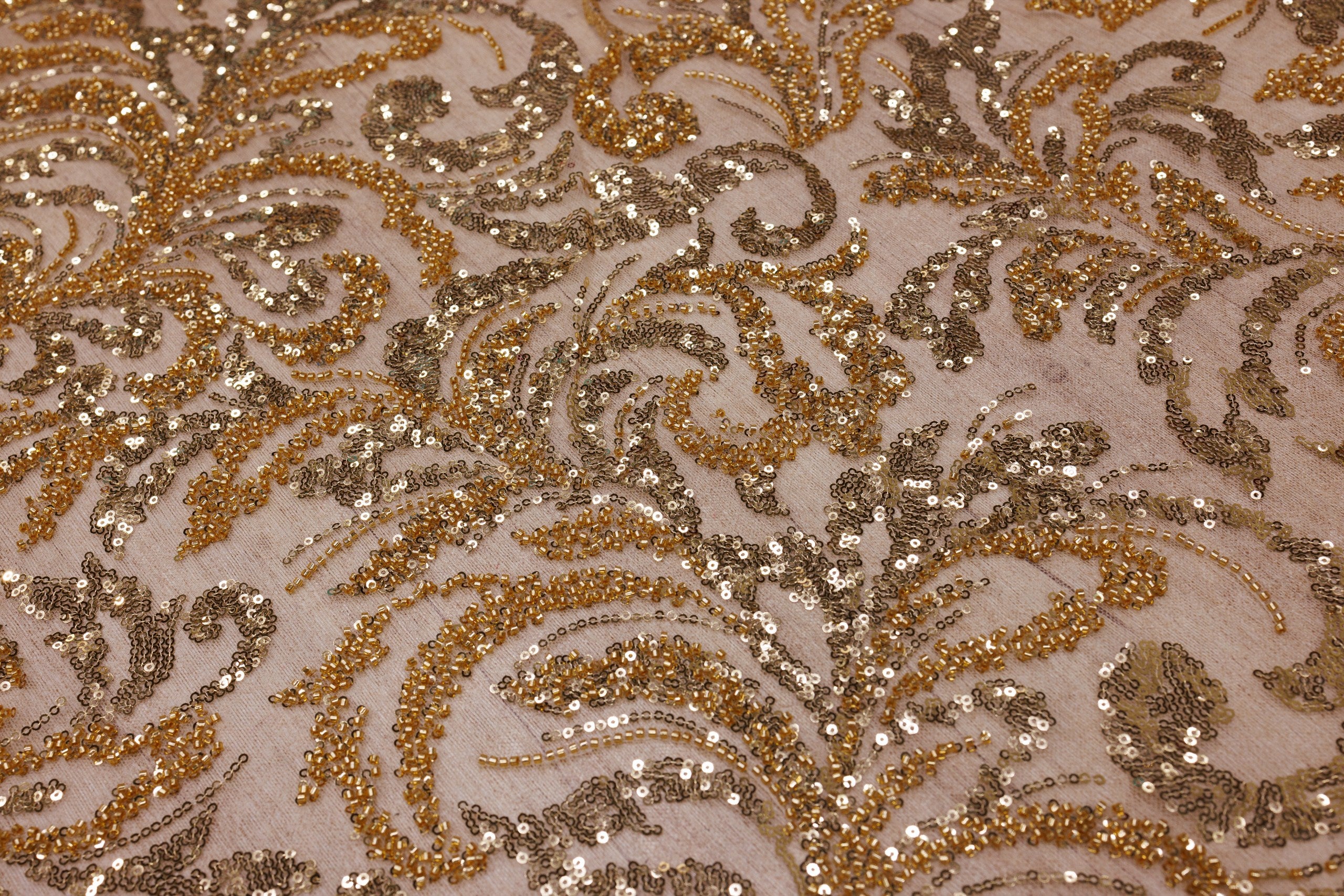 Broderie tip dantela cu perle/margele si paiete A20 - Auriu