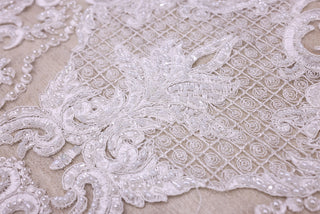 Broderie de lux tip dantela lucrata manual cu perle C66 - Alb Ivory