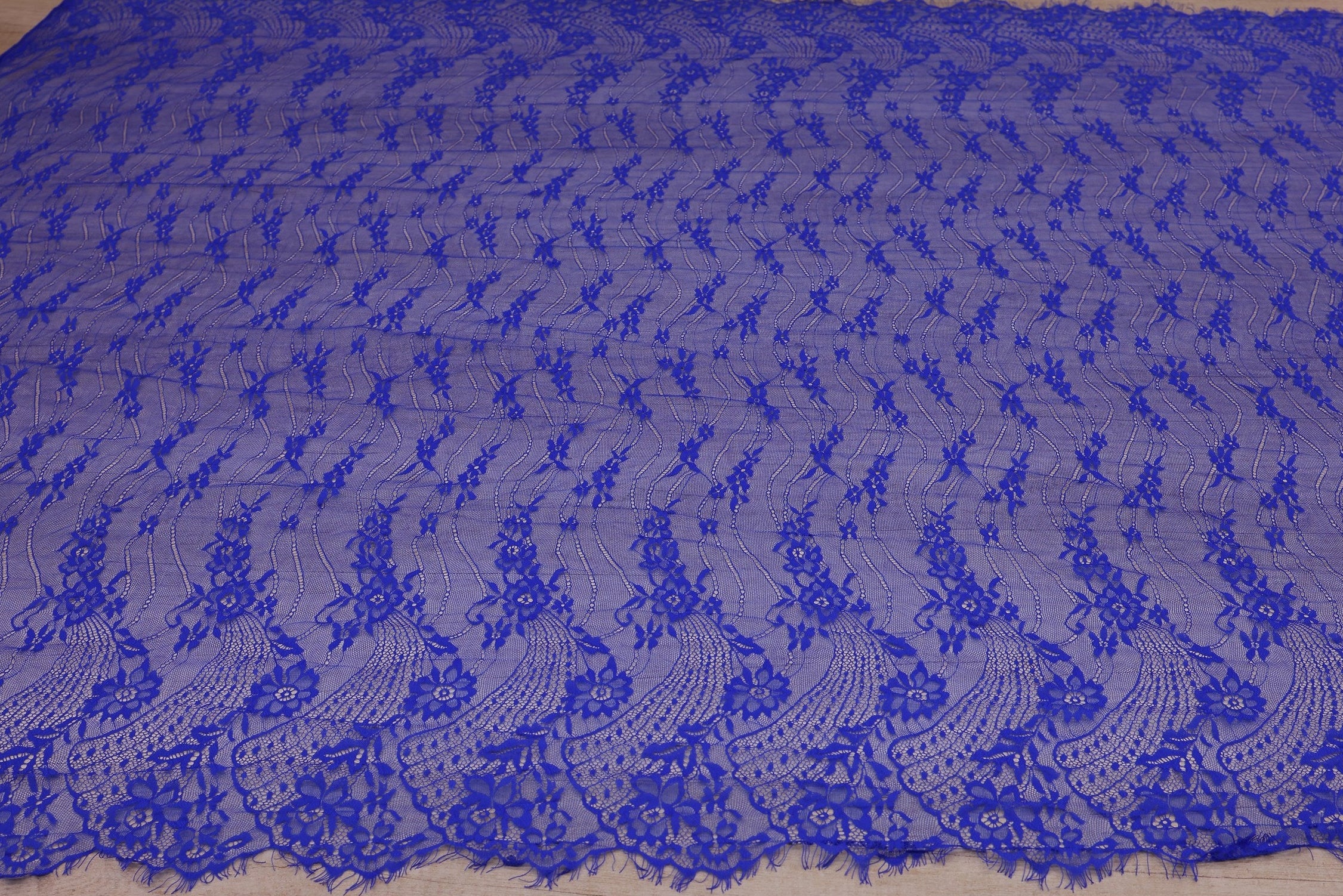 Dantela Chantilly Albastru - 117