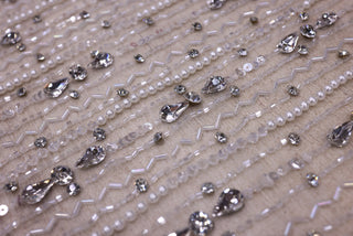 Broderie de lux tip dantela cu cristale, perle si margele  C15 - Argintiu