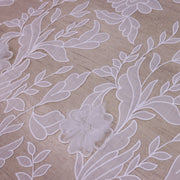 Broderie de lux tip dantela cu flori 3D si cristale cusute manual B95 - Alb.