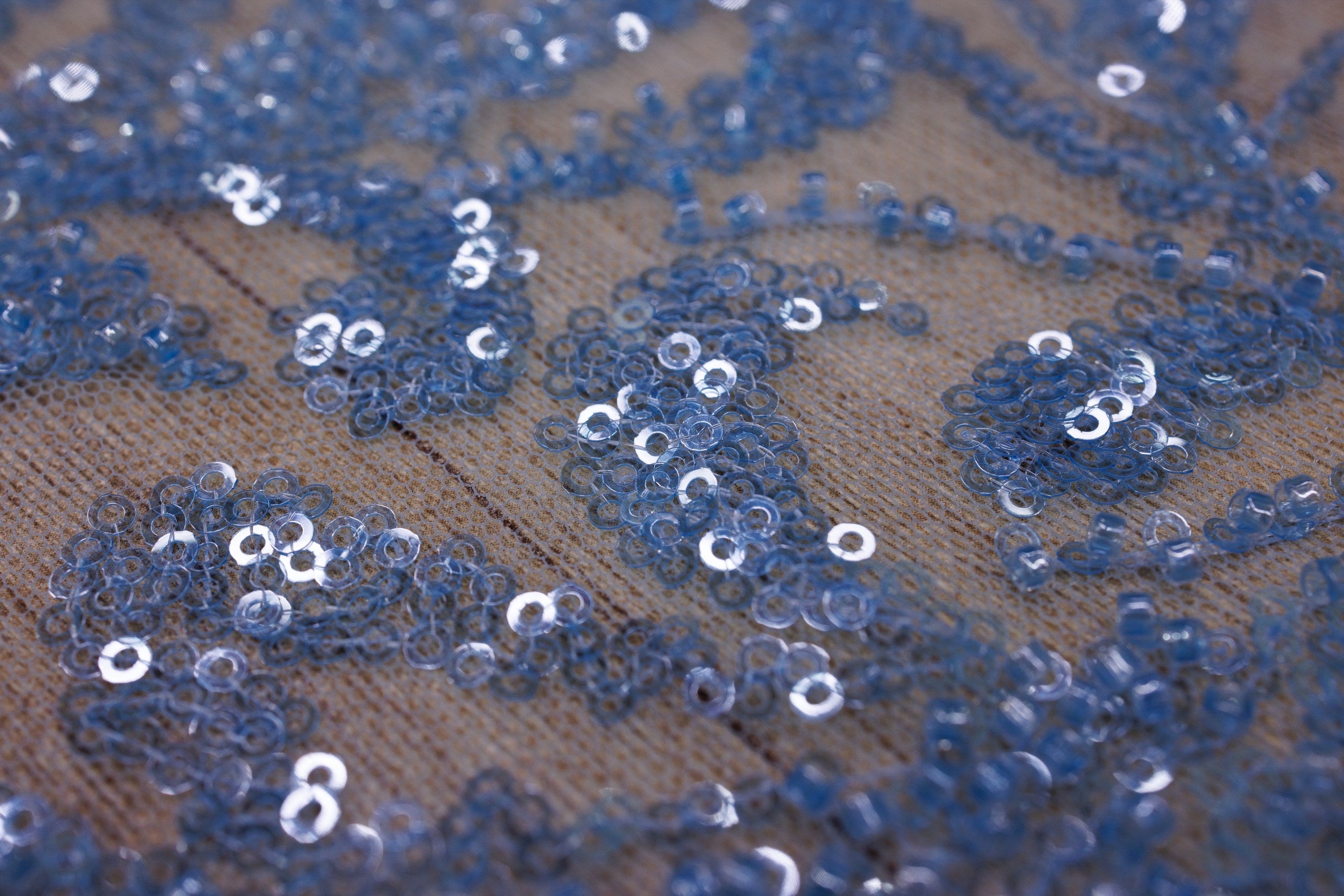 Broderie tip dantela cu perle/margele si paiete A20 - Bleu.