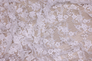 Broderie de lux  tip dantela cu flori 3D si margele cusute manual A95 - Alb.