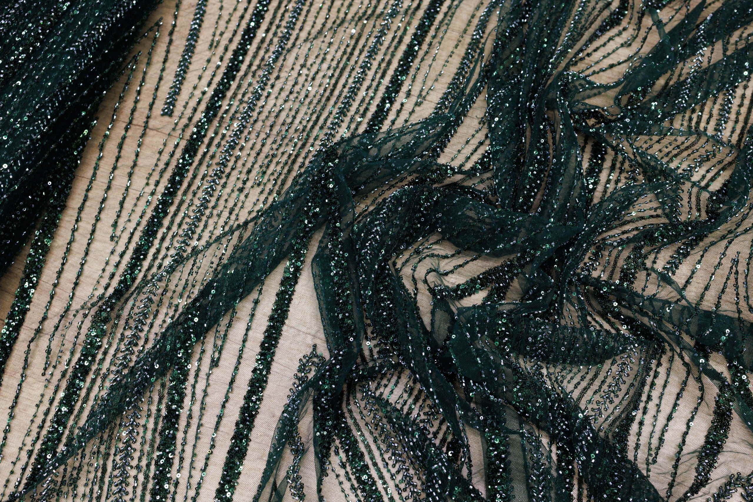 Broderie tip dantela cu perle/margele si paiete A54 - Verde