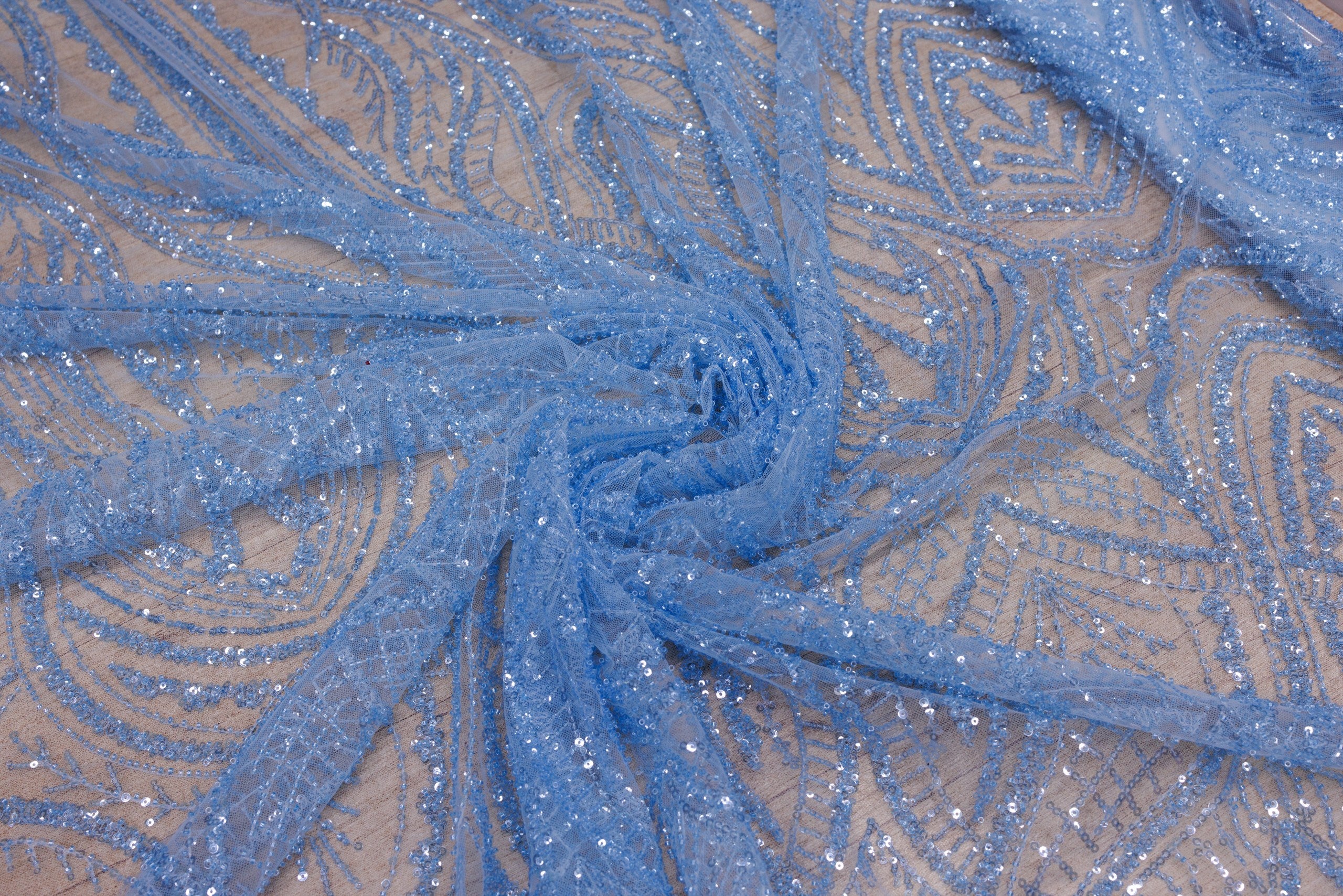 Broderie tip dantela cu perle/margele si paiete A22 - Bleu.