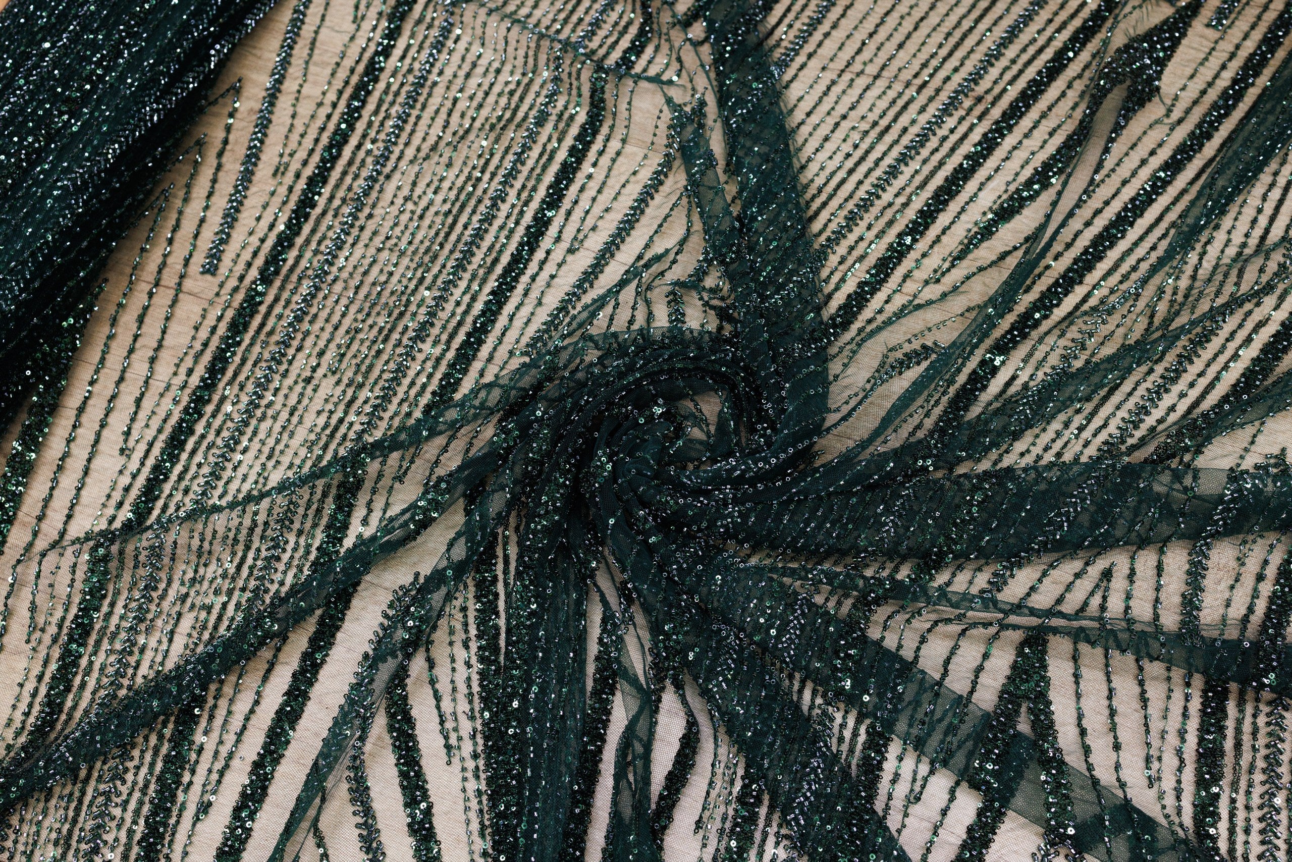 Broderie tip dantela cu perle/margele si paiete A54 - Verde