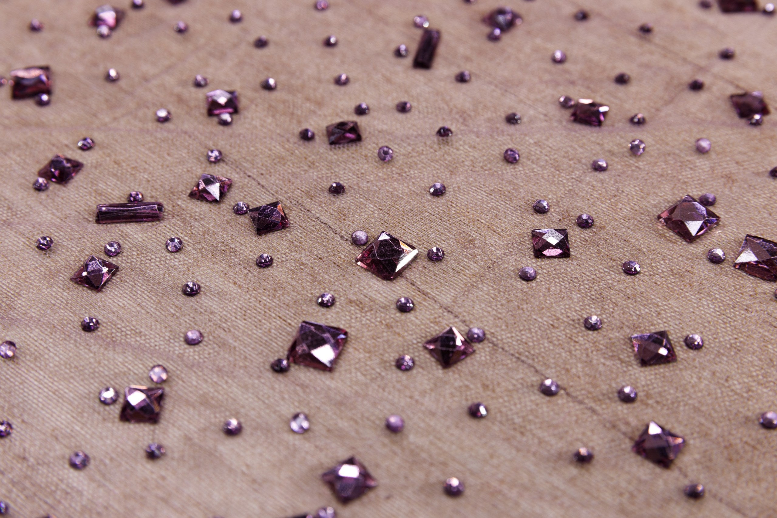 Tulle accesorizat cu pietre si cristale T3 - Mov