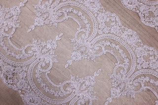 Broderie de lux tip dantela cu perle si paiete   C69 - Alb