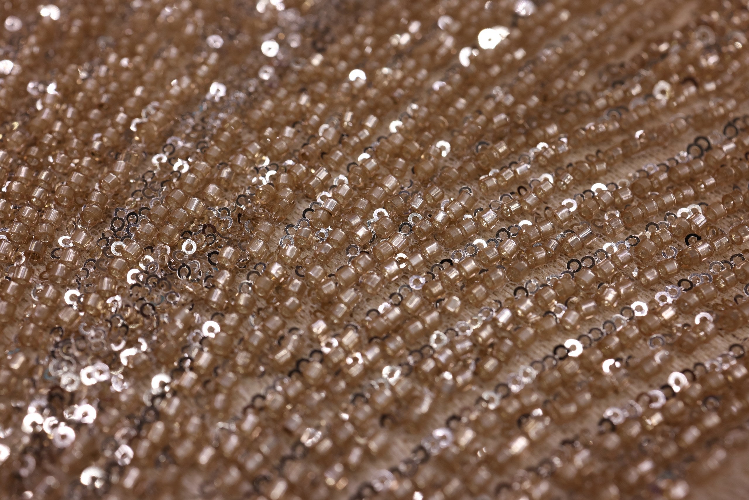 Broderie de lux tip dantela cu margele si paiete cusute manual  B85 - Auriu