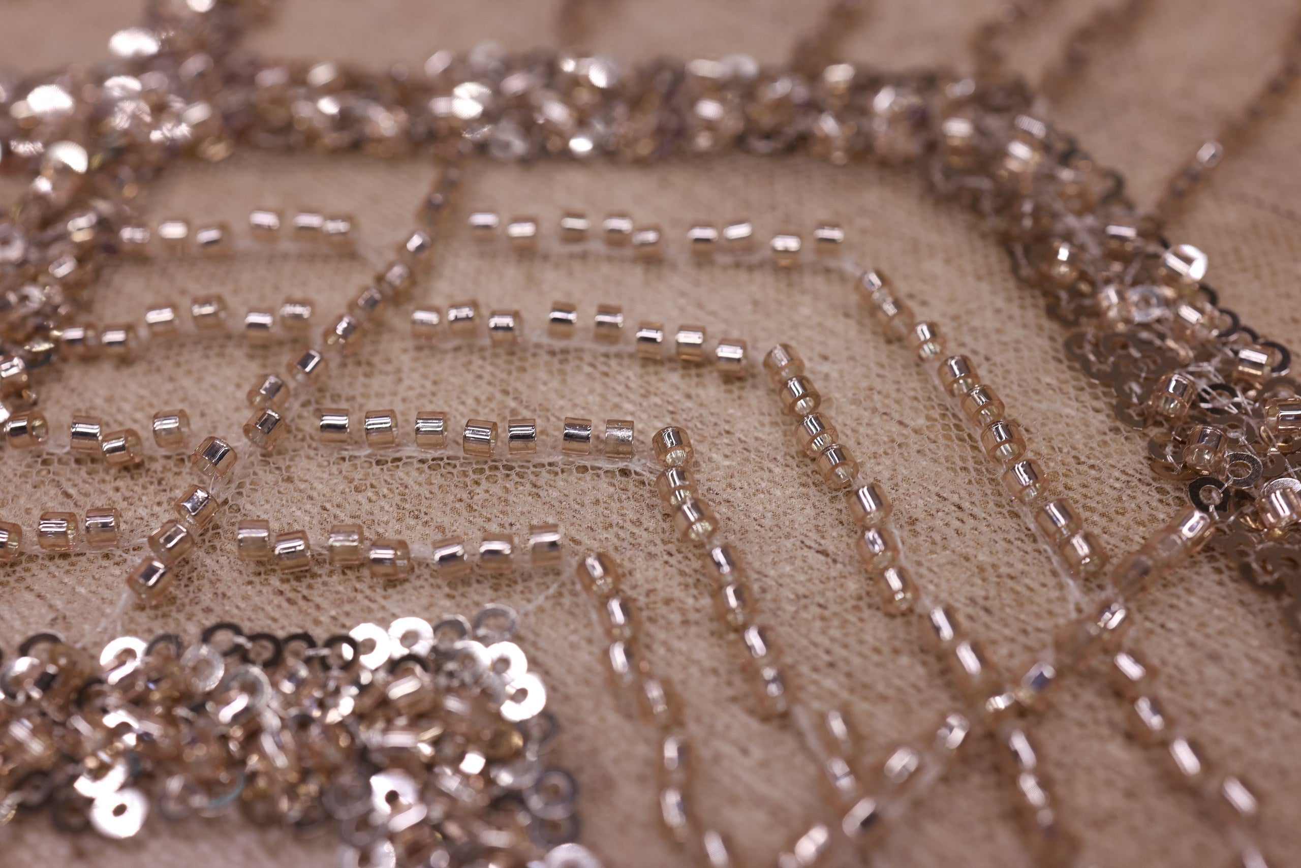 Broderie tip dantela cu perle/margele si paiete B87 - Auriu