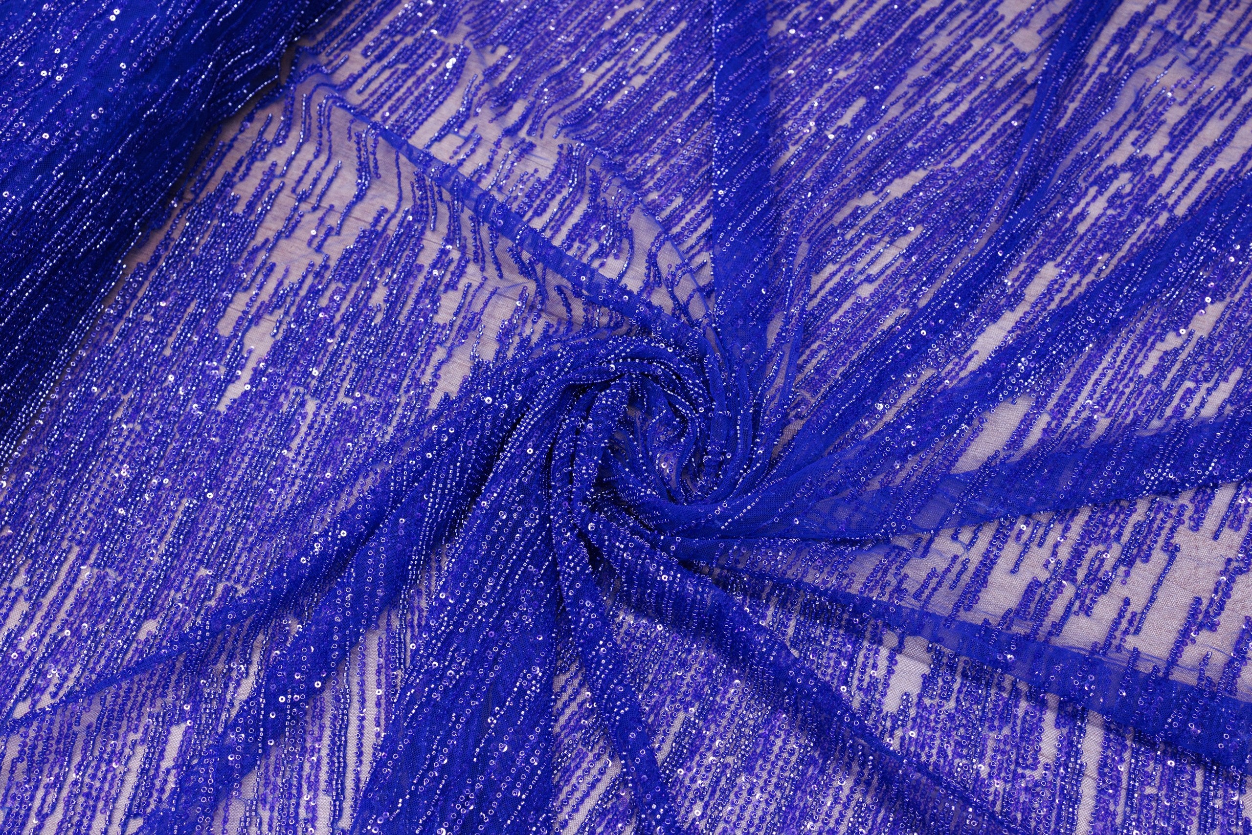 Broderie tip dantela cu perle/margele si paiete A58 - Albastru