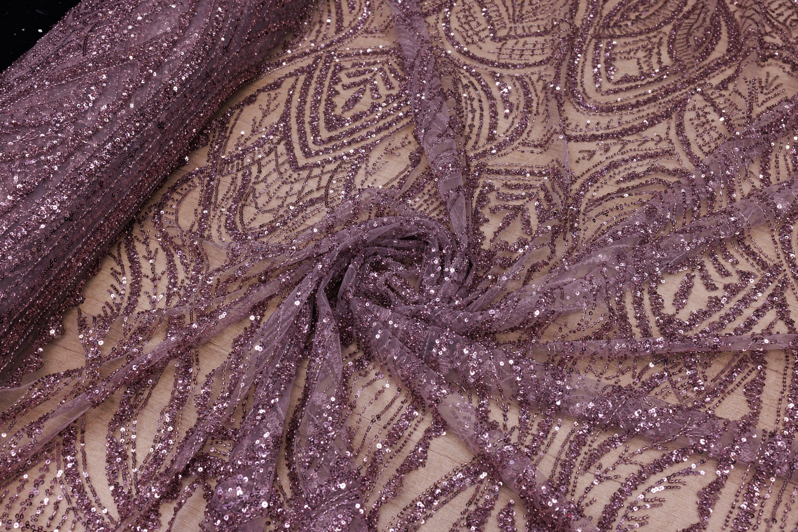 Broderie tip dantela cu perle/margele si paiete A25 - Mov