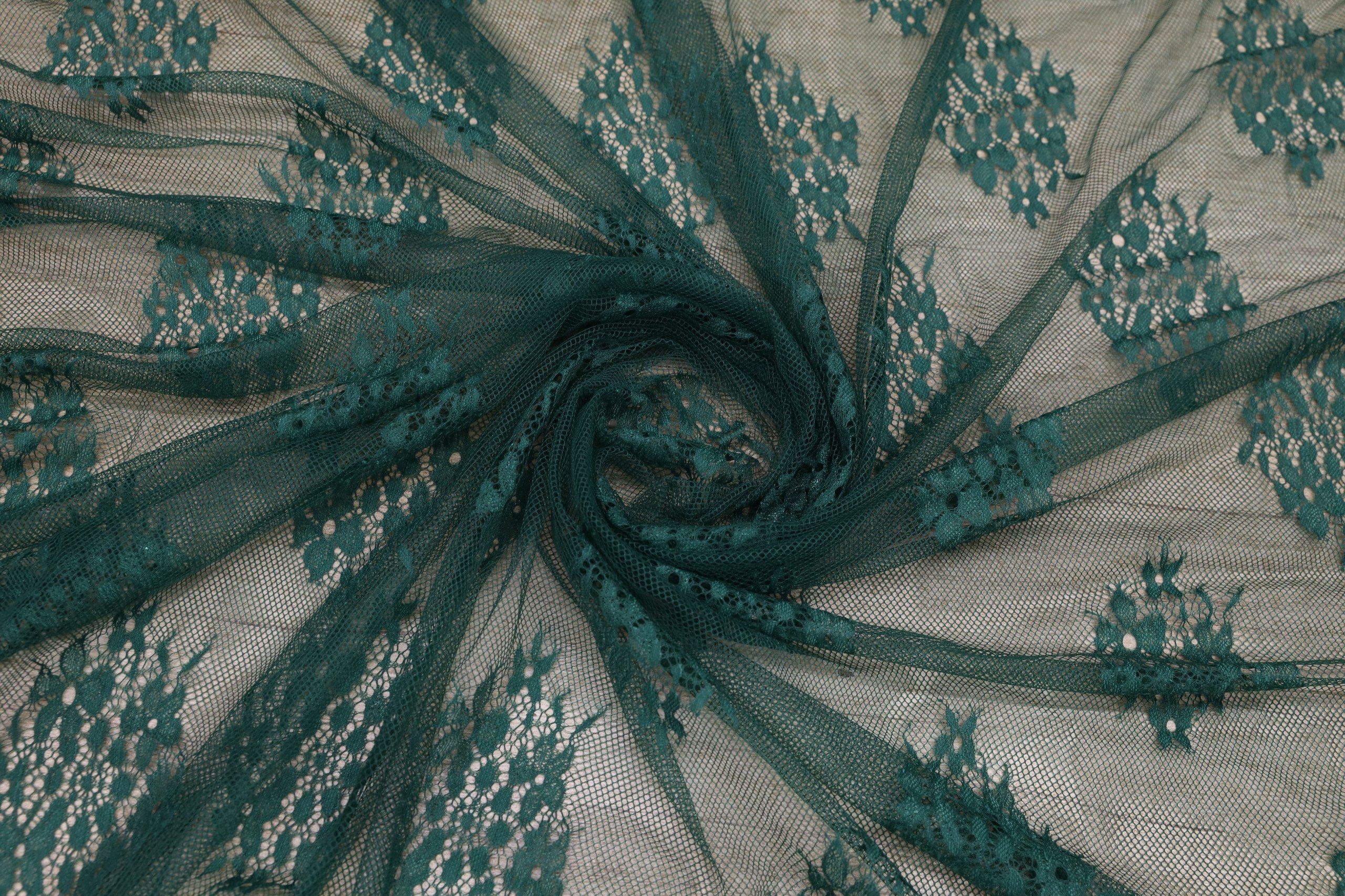 Dantela Chantilly Verde - 657-2
