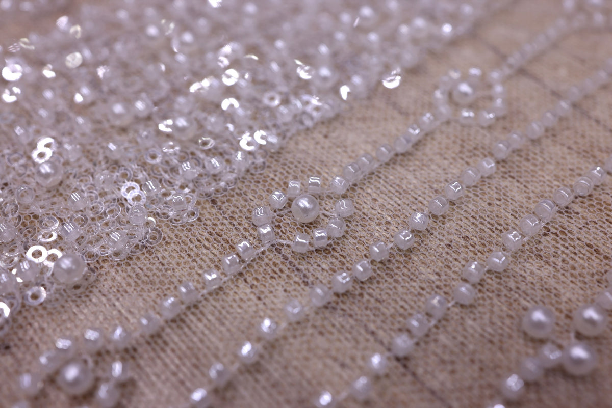 Broderie tip dantela cu margele si paiete A70 - Argintiu