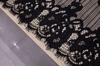Dantela Chantilly Negru - 119