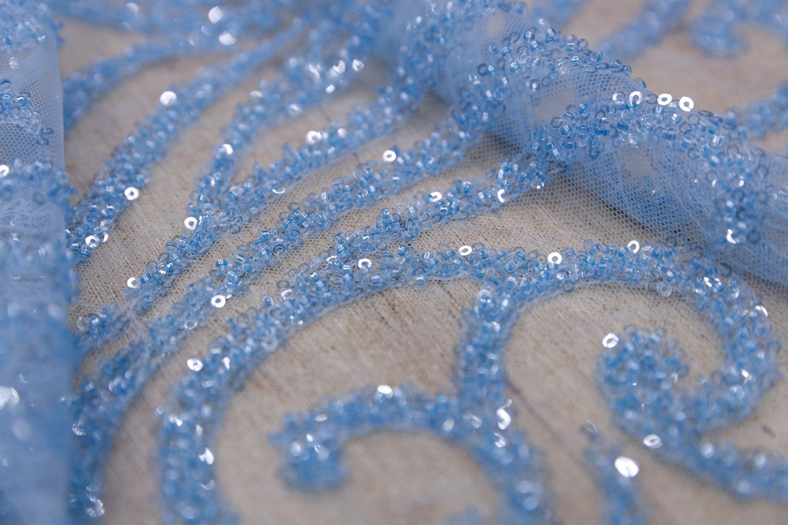 Broderie tip dantela cu perle/margele si paiete M11 - Bleu