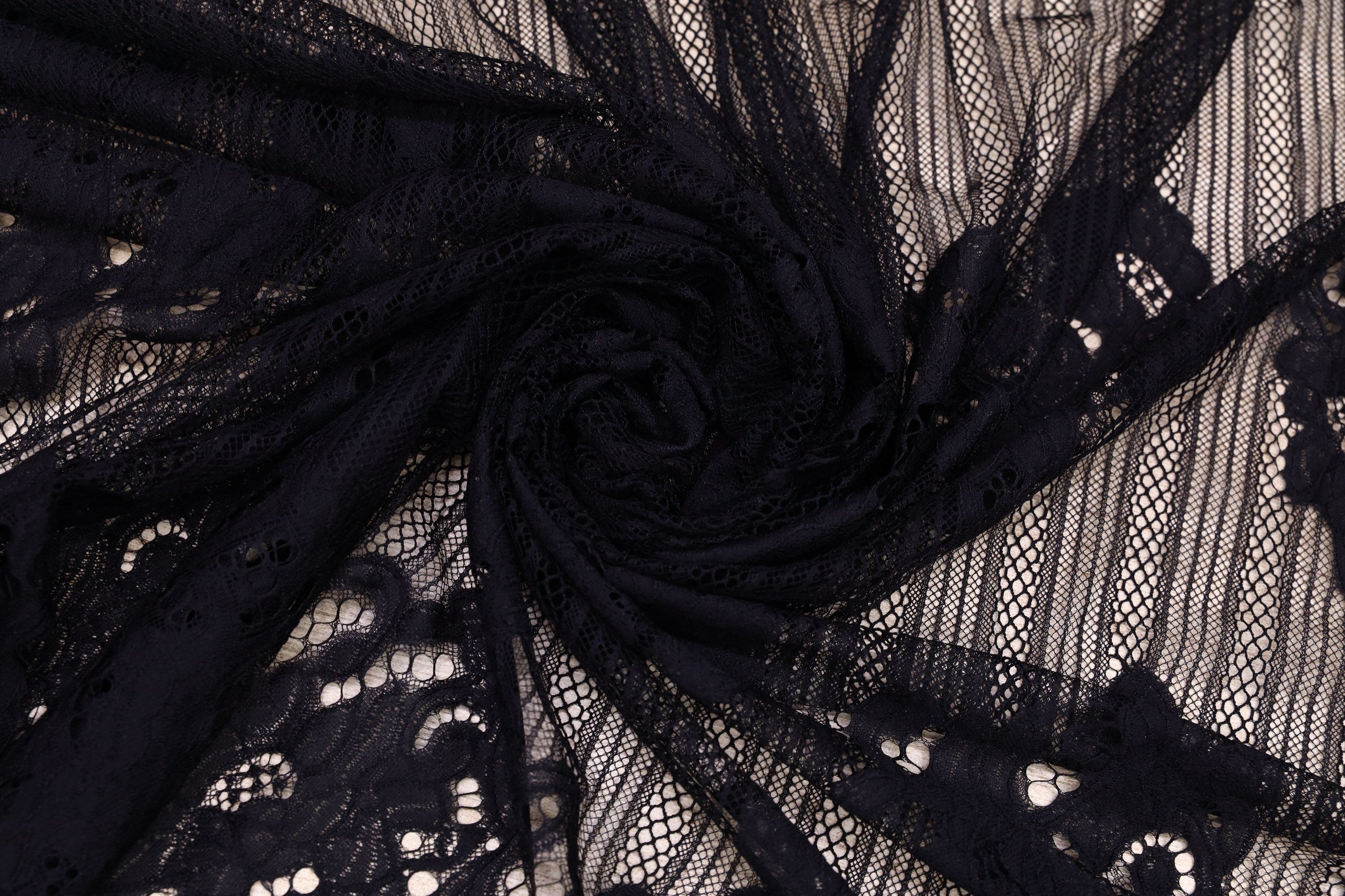 Dantela Chantilly Negru - 119