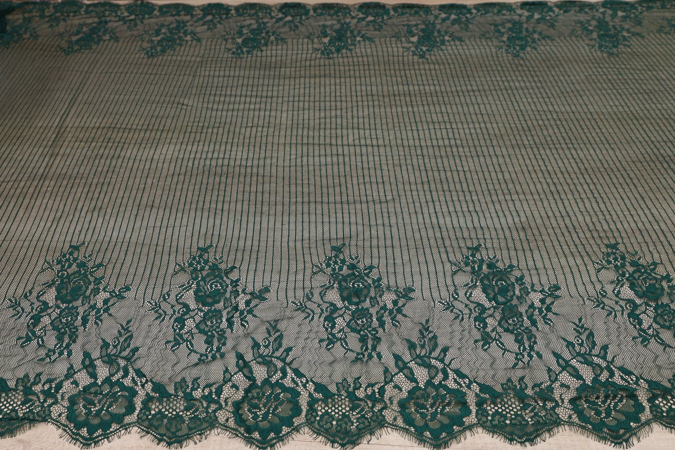 Dantela Chantilly Verde - 113