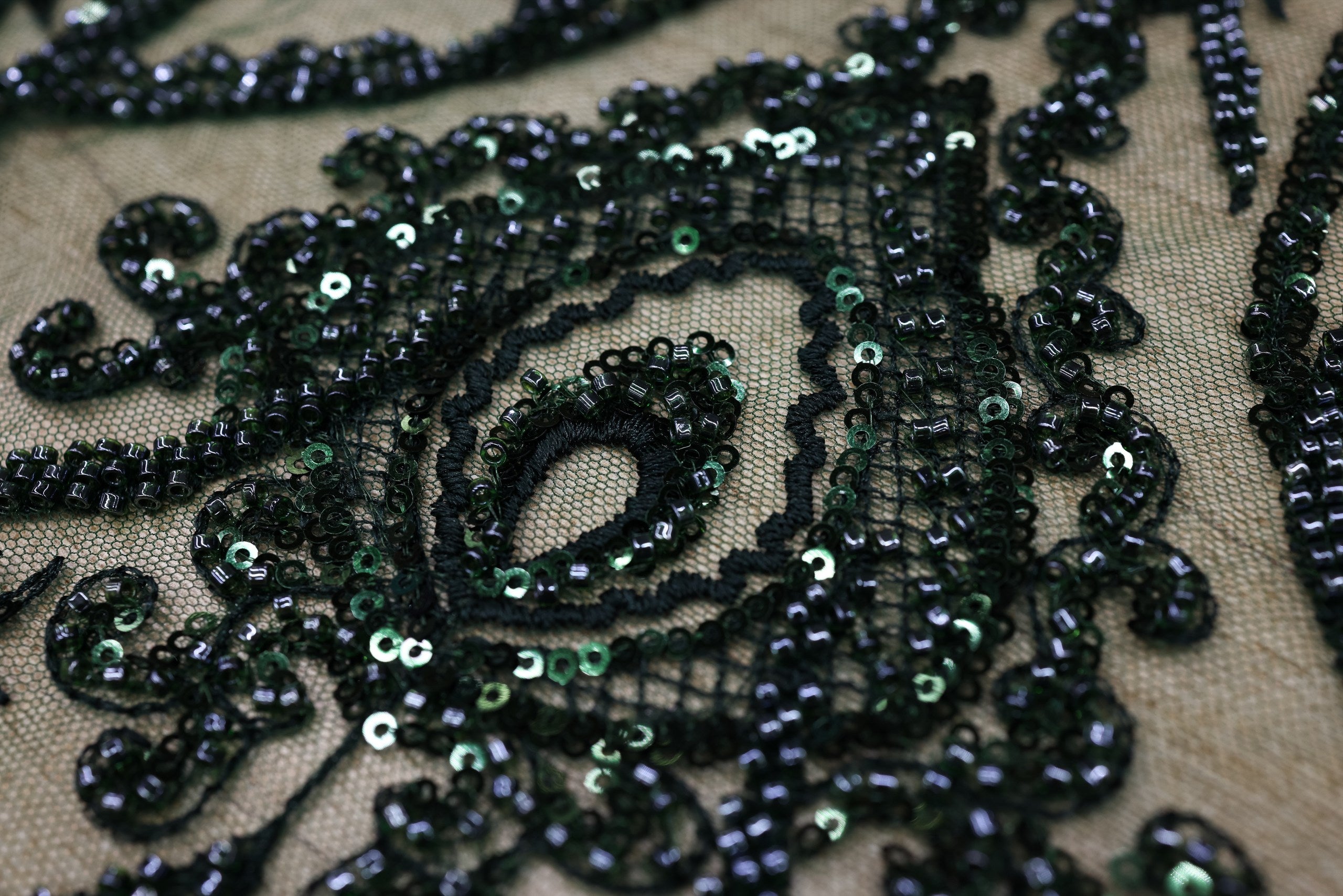Broderie tip dantela cu perle/margele si paiete B45 - Verde