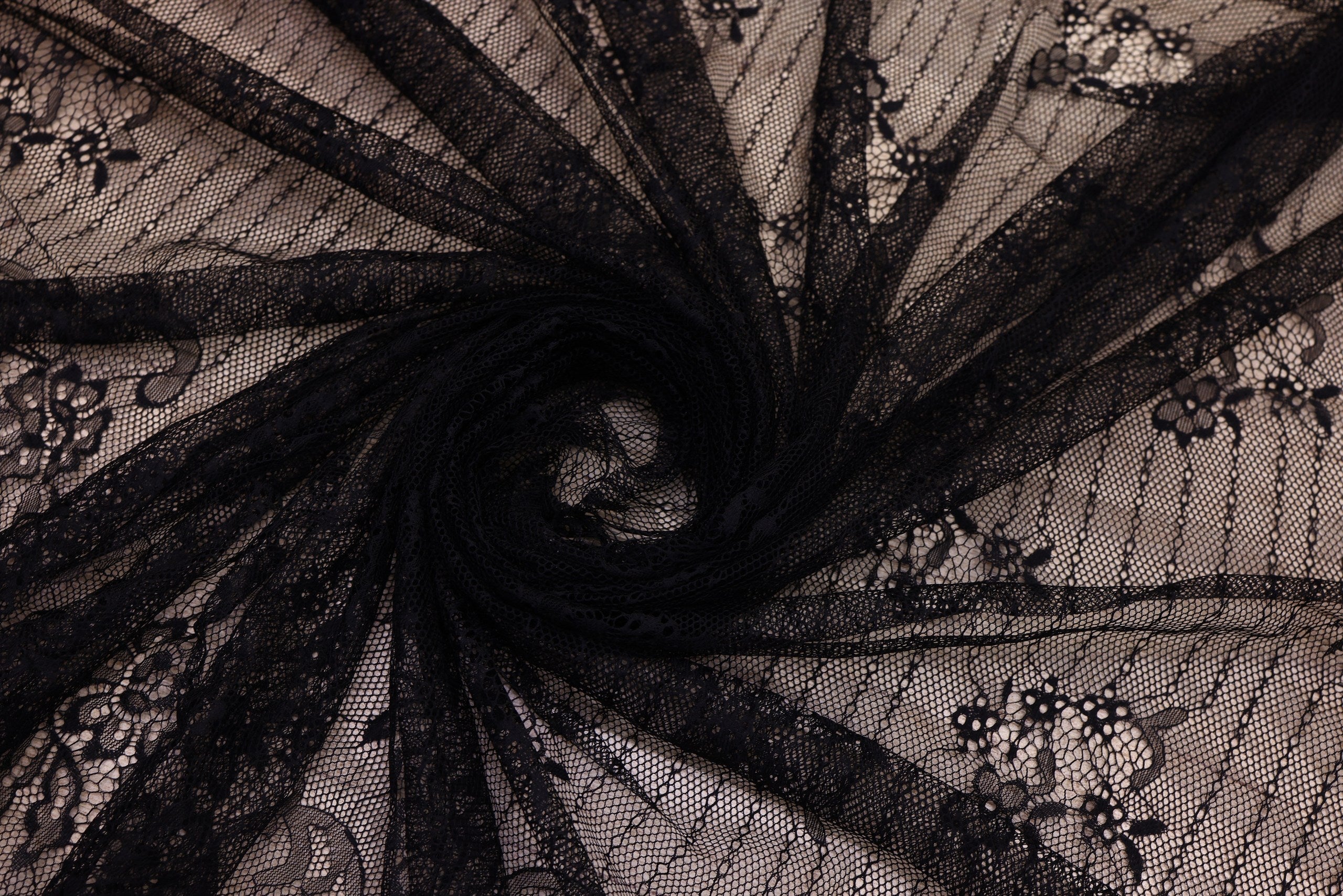Dantela Chantilly Negru - 129