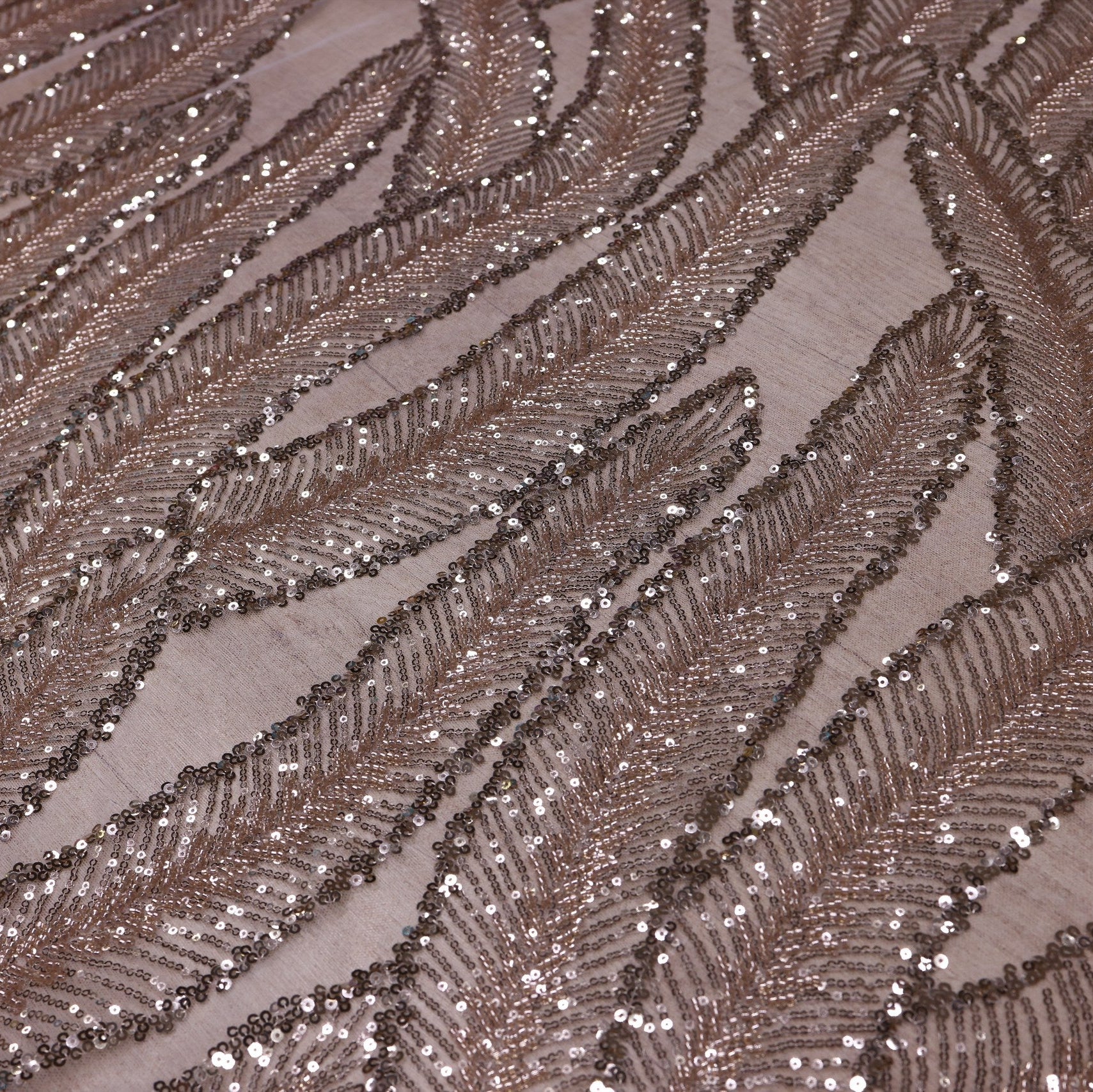 Broderie B17 Auriu la metru