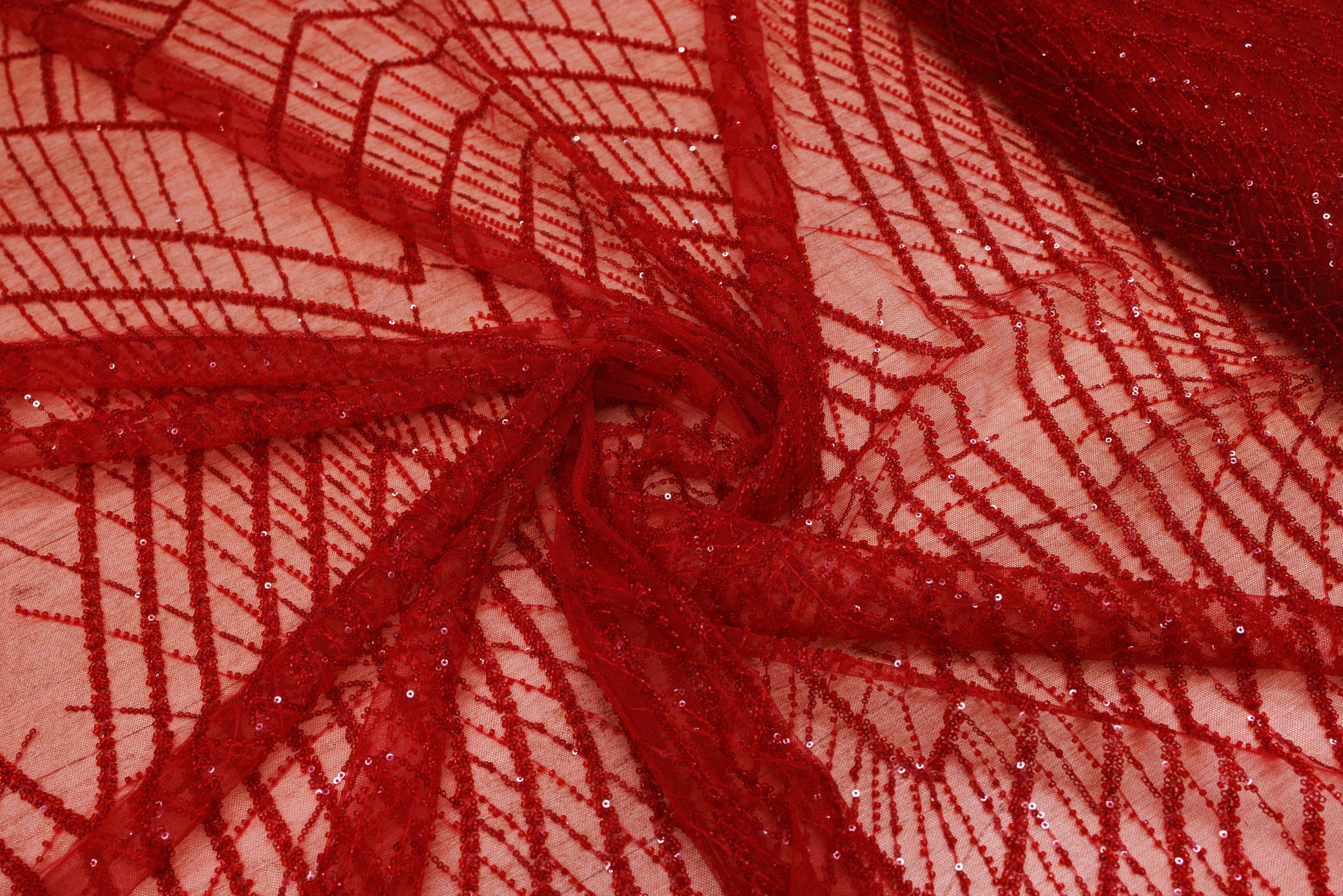 Broderie tip dantela cu perle/margele si paiete A28 - Rosu